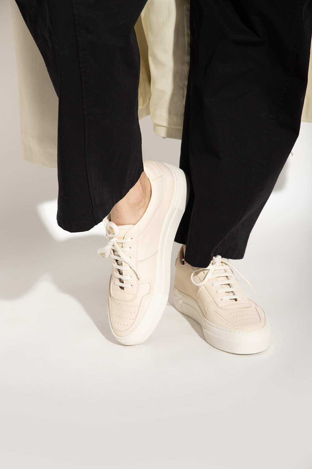 Common sale projects cream